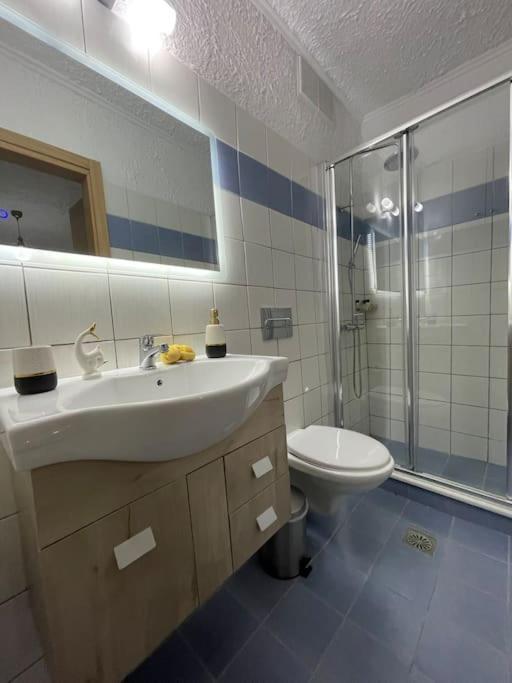 Argo Downtown Apartment Kalymnos Town ภายนอก รูปภาพ