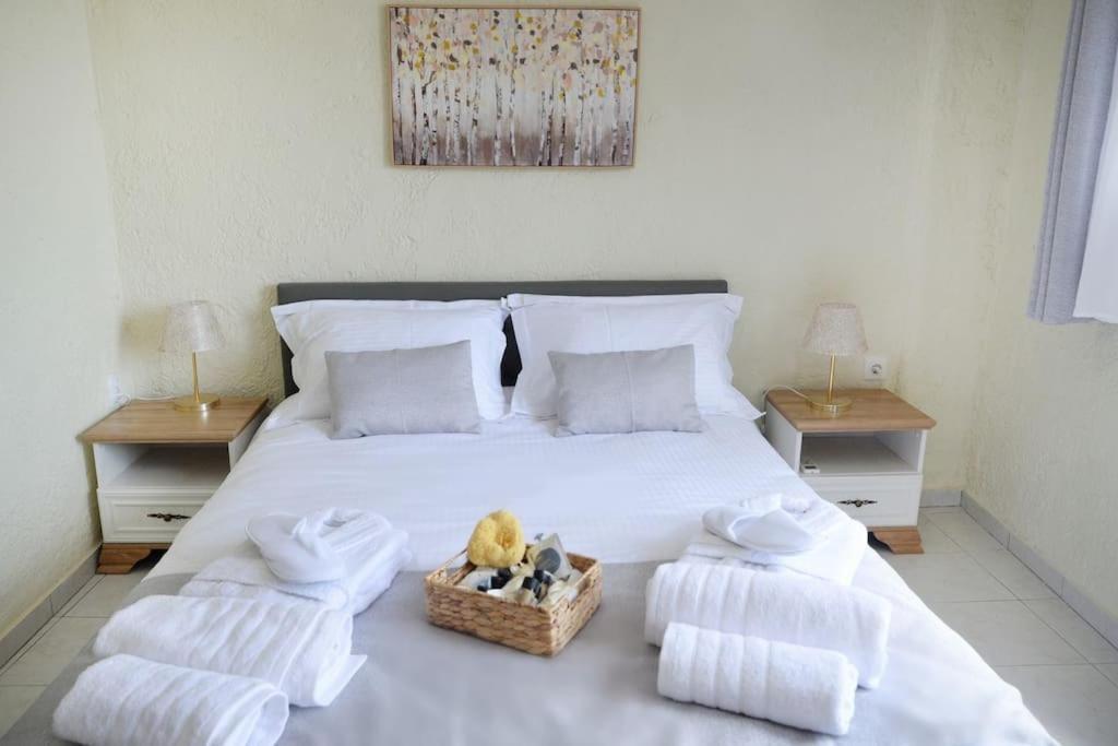 Argo Downtown Apartment Kalymnos Town ภายนอก รูปภาพ